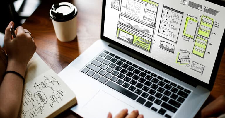 Desenvolvimento de site com UI e UX
